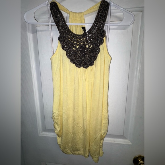 Yellow Sleeveless Top - Picture 1 of 1